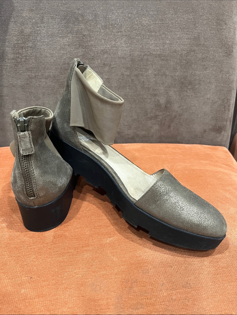 Eileen Fisher Nubuck Leather Metallic Taupe D'Orsay Flats with Ankle Strap 9 US